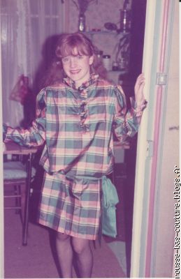 Robe de soie écossaise.